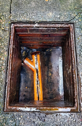 https://blockeddrainswangara.com.au/uploads/2025/07/hero-blocked-sewers-39472.jpg