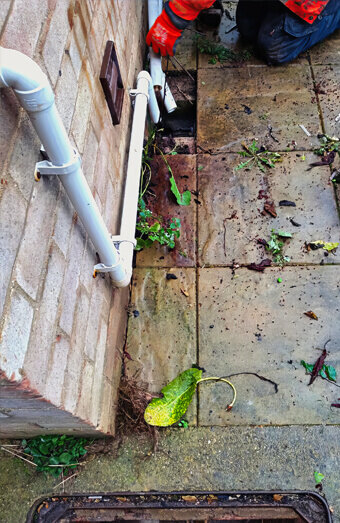 https://blockeddrainswangara.com.au/uploads/2025/07/pipe-relining-27990.jpg